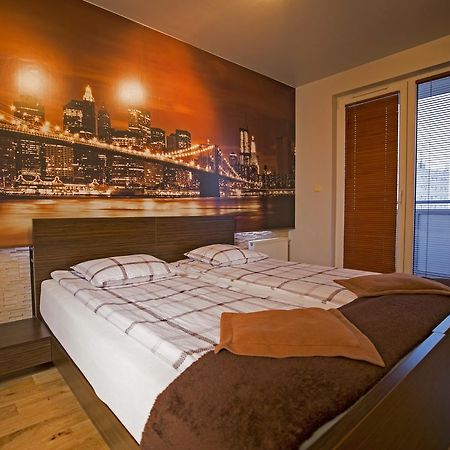 Apartament Polar Poznań Esterno foto