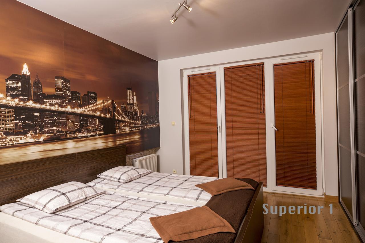 Apartament Polar Poznań Esterno foto